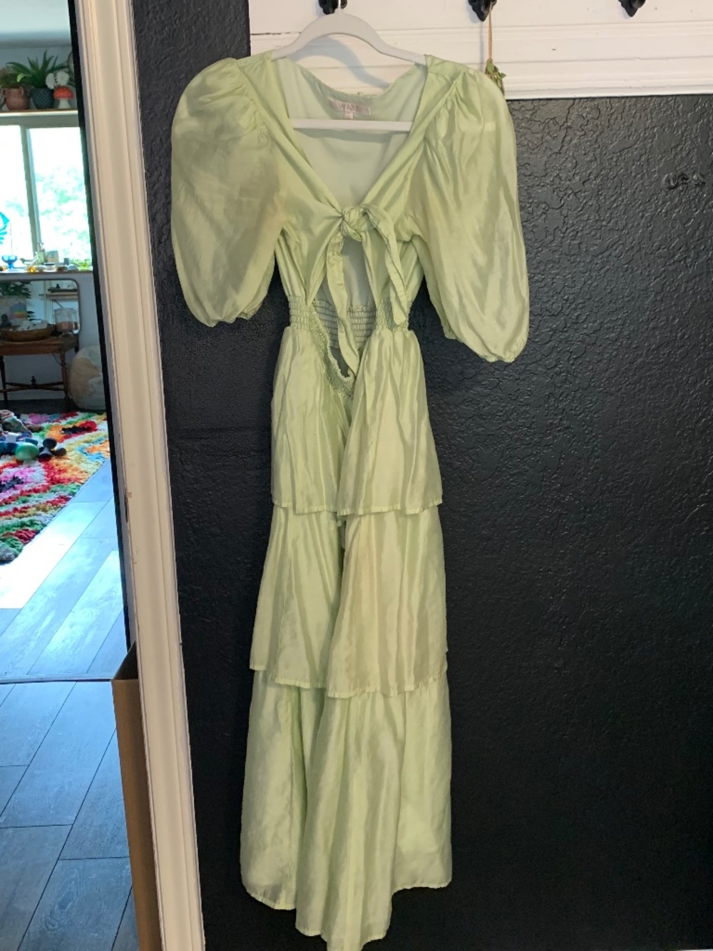 Wayf sz S - light green tiered dress